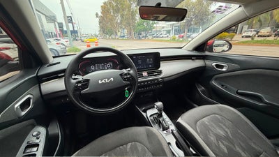2024 Kia K3 4P LX L41.6 AUT