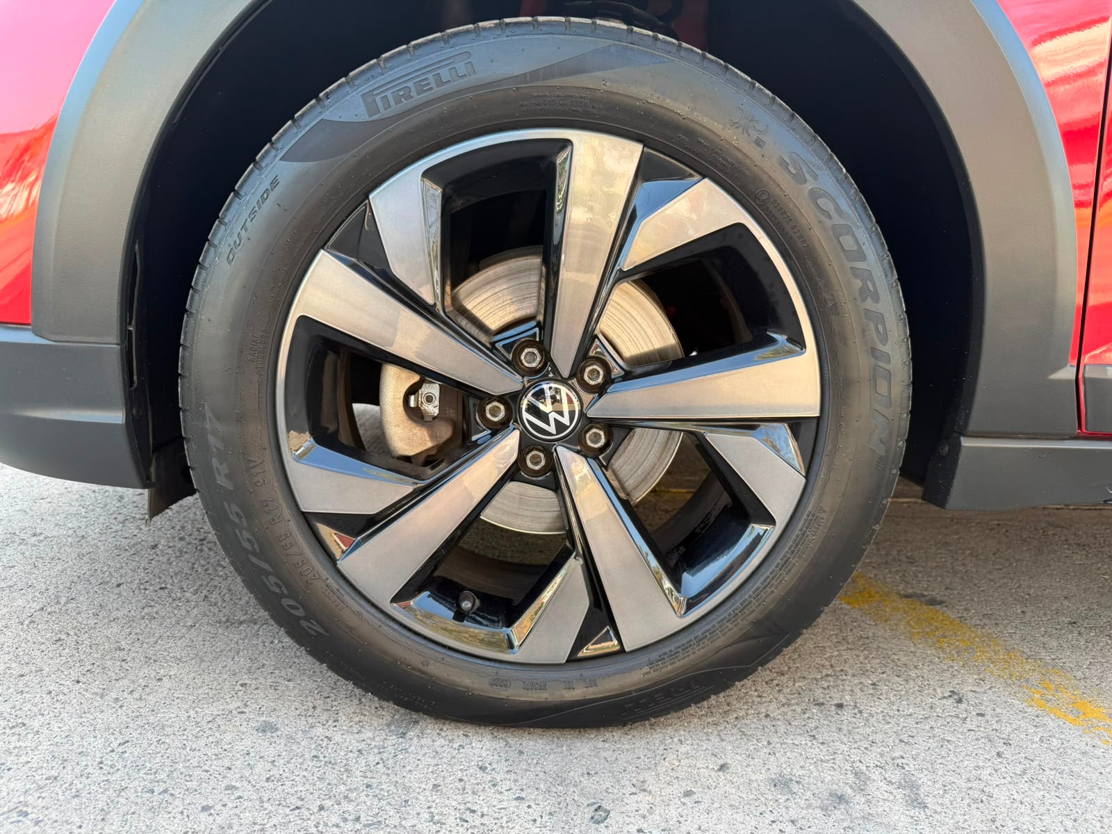 2024 Volkswagen NIVUS 5P BLACK L31.0T AUT